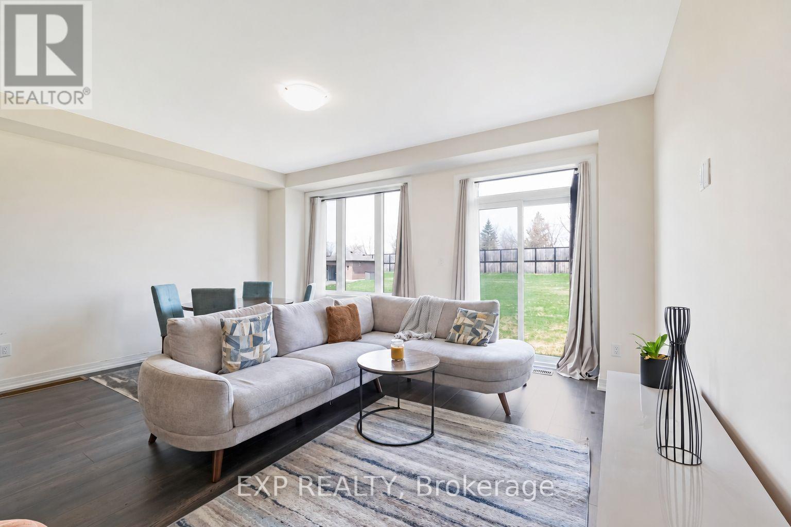 122 Turnberry Lane, Barrie, Ontario  L9J 0M3 - Photo 12 - S13760198