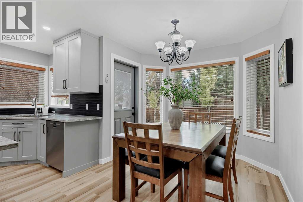 167 Fairways Close NW, Airdrie, Alberta  T4B 2P4 - Photo 13 - A2339330