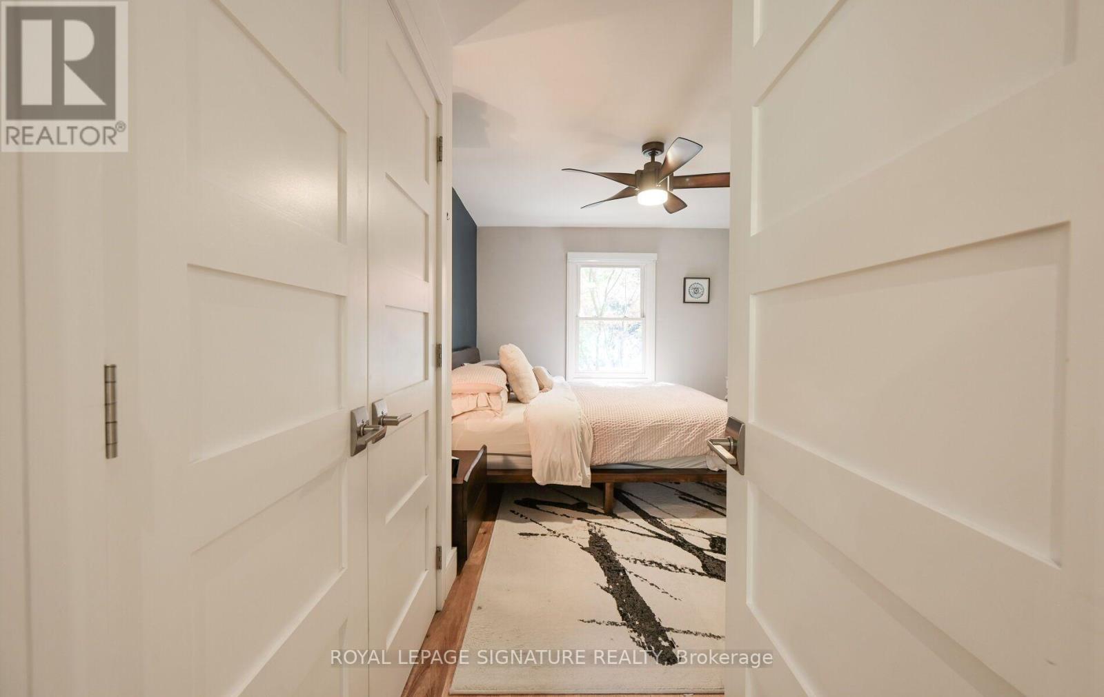 903 Johnathan Drive, Mississauga, Ontario  L4Y 1J7 - Photo 21 - W13760174