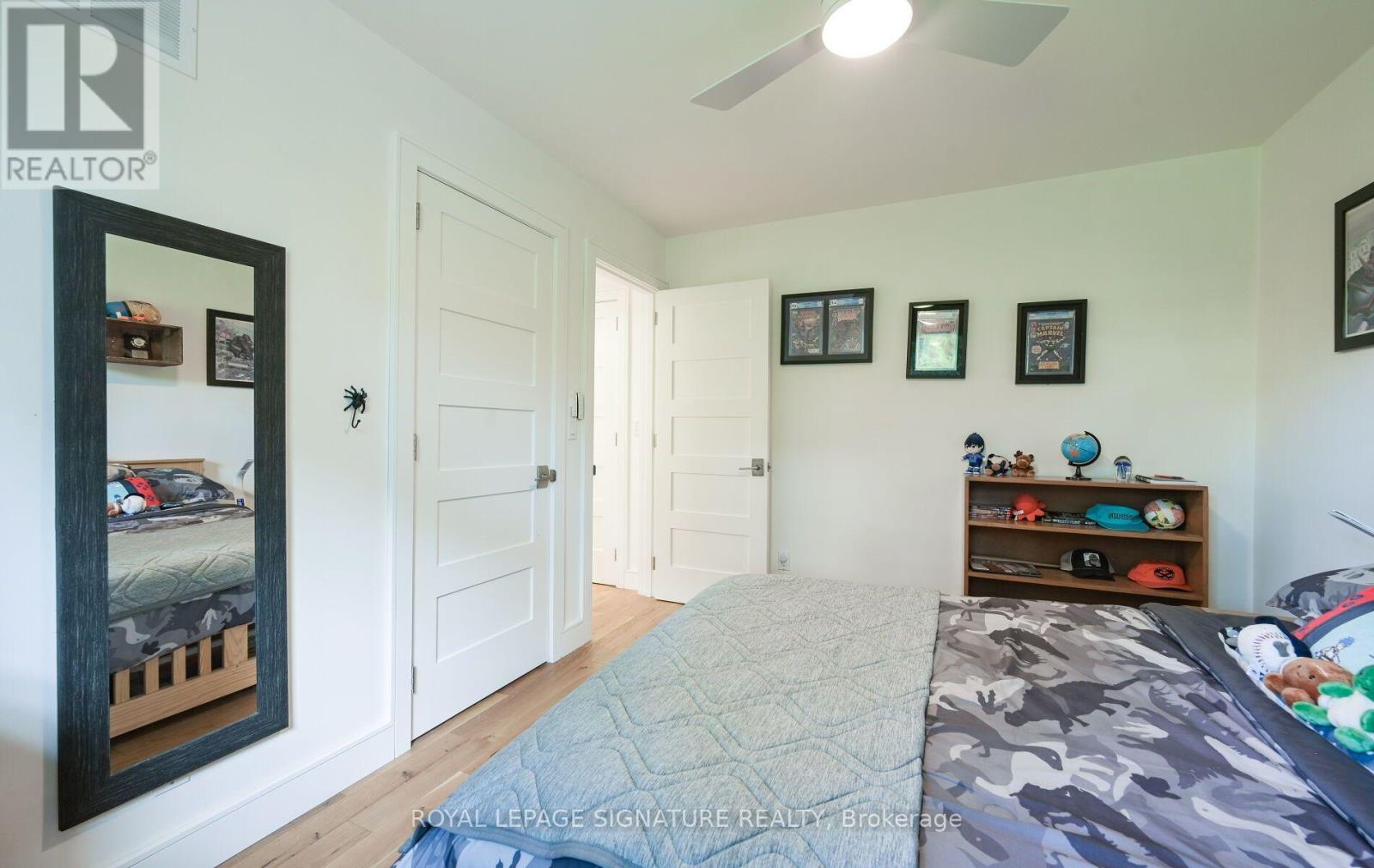 903 Johnathan Drive, Mississauga, Ontario  L4Y 1J7 - Photo 26 - W13760174