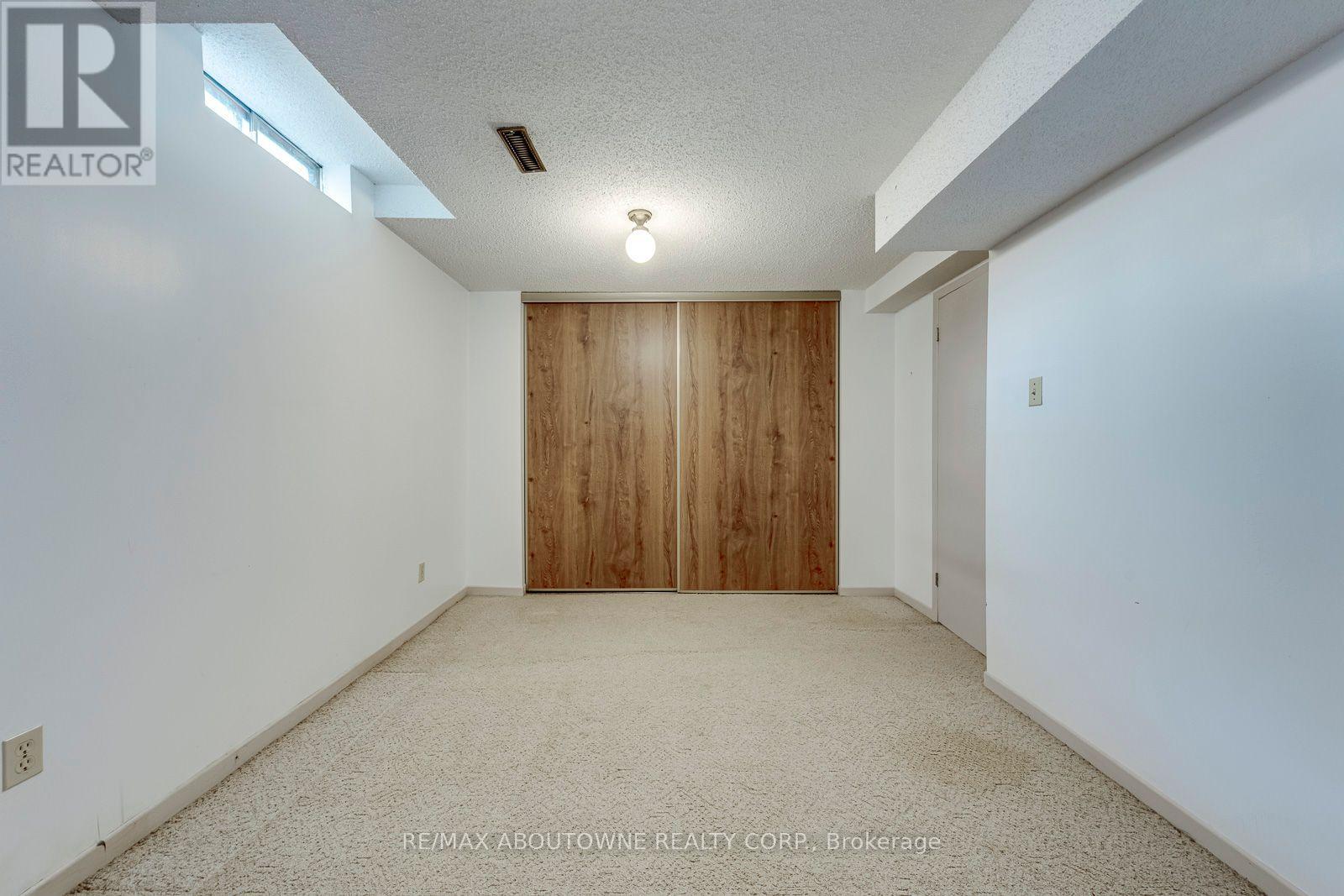 3065 Silverthorn Drive, Oakville, Ontario  L6L 5N5 - Photo 44 - W13760180