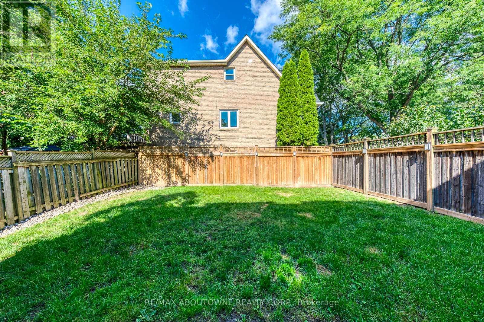 3065 Silverthorn Drive, Oakville, Ontario  L6L 5N5 - Photo 45 - W13760180