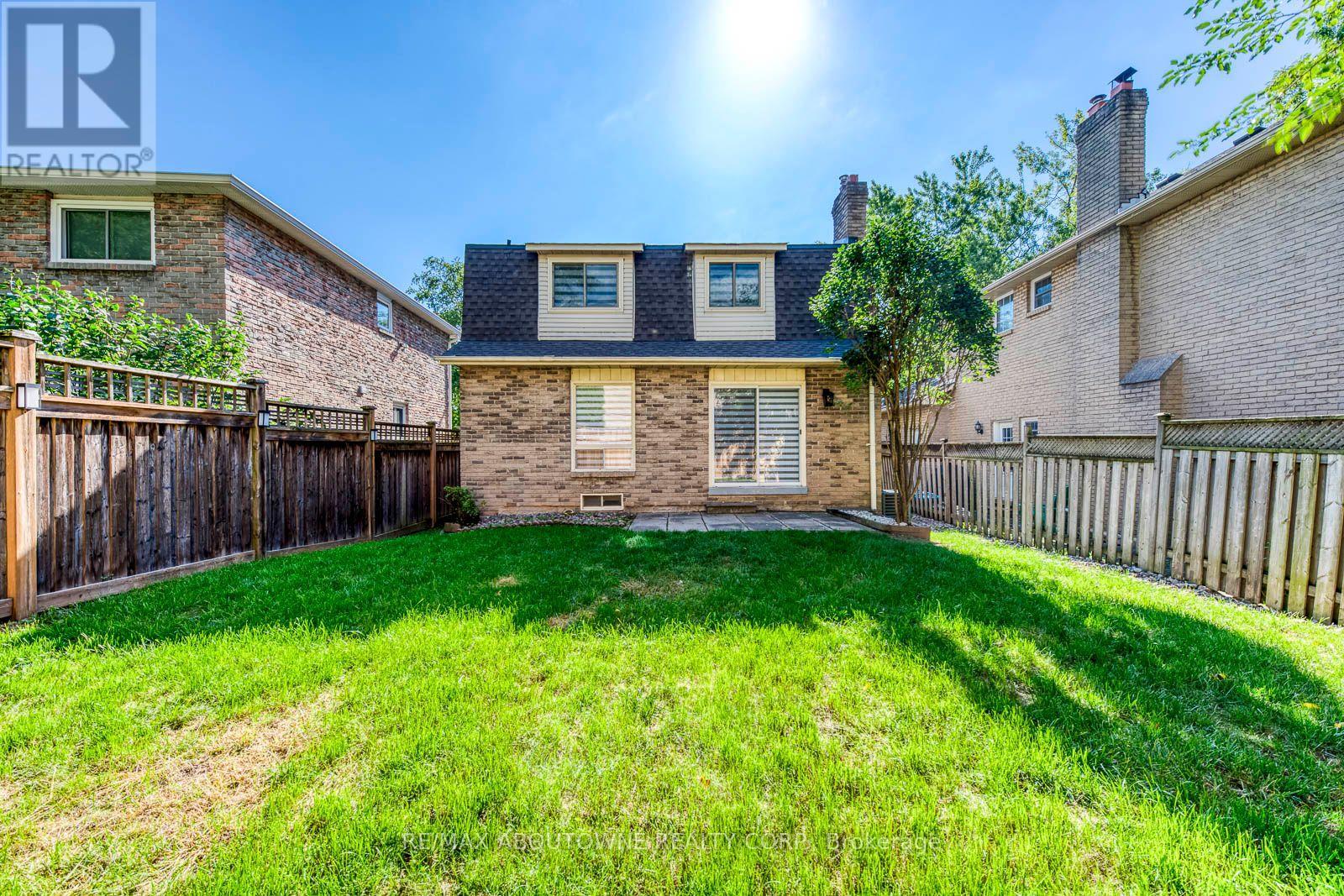 3065 Silverthorn Drive, Oakville, Ontario  L6L 5N5 - Photo 47 - W13760180