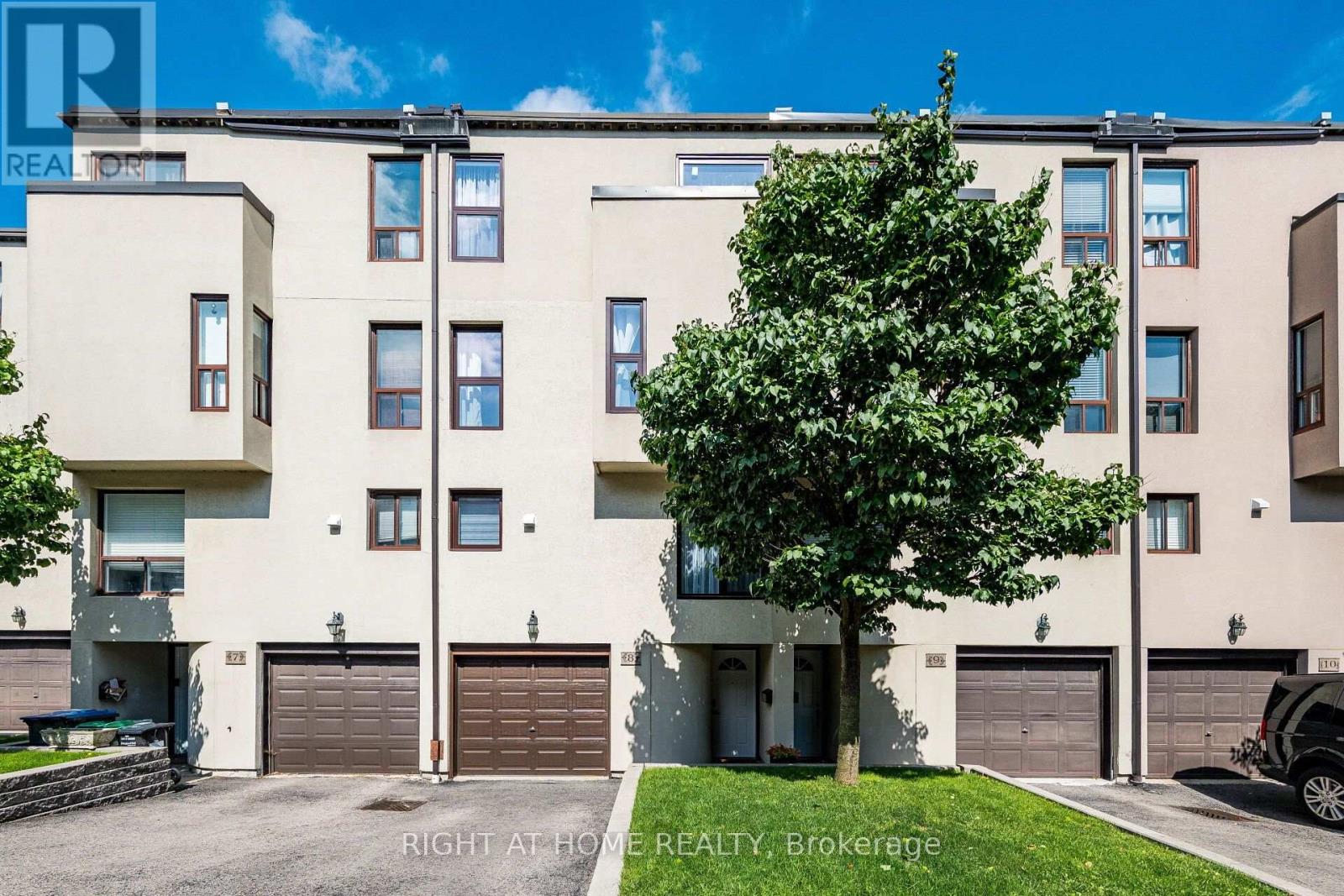 8 - 24 Reid Drive, Mississauga, Ontario  L5M 2A6 - Photo 2 - W13760212