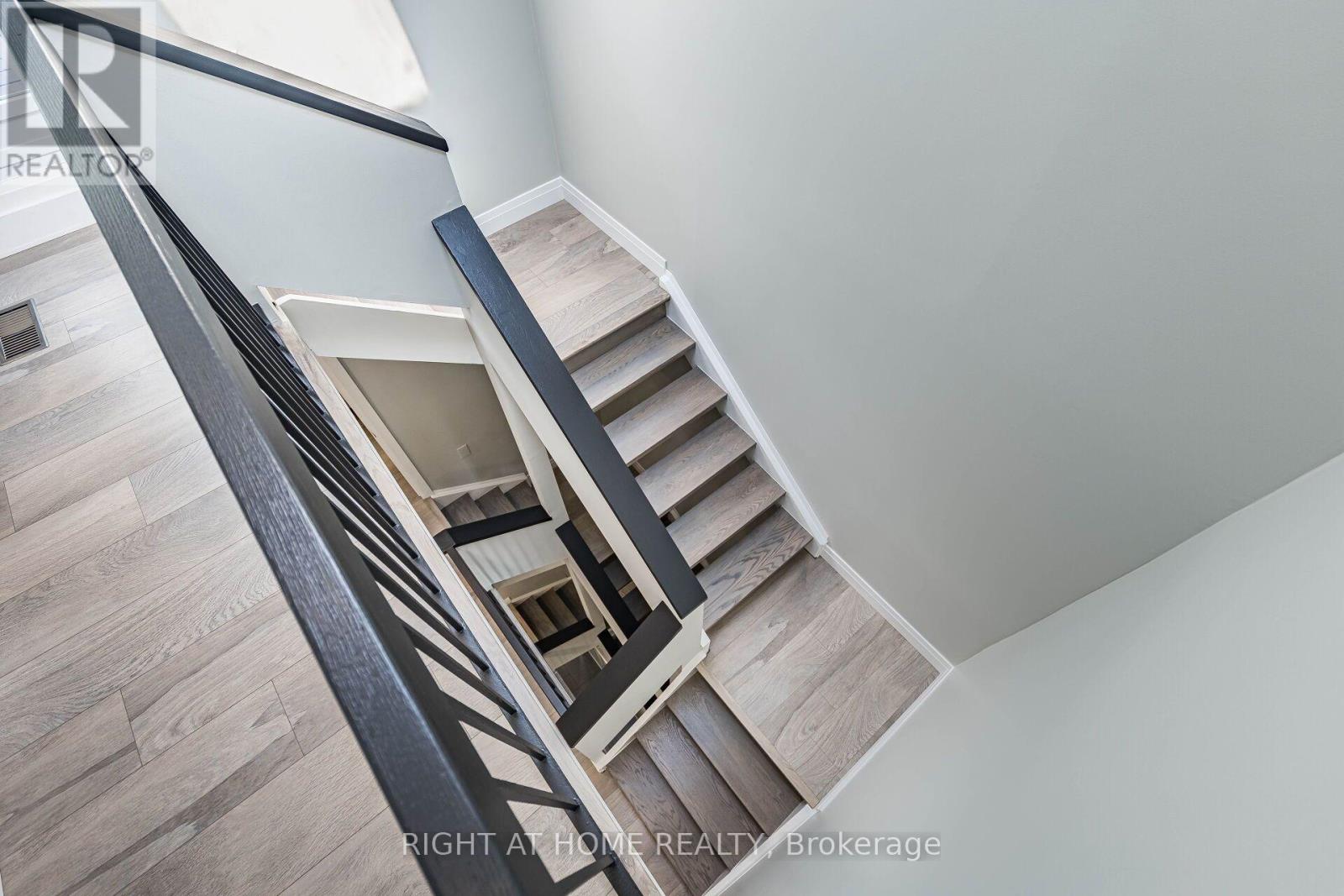 8 - 24 Reid Drive, Mississauga, Ontario  L5M 2A6 - Photo 34 - W13760212