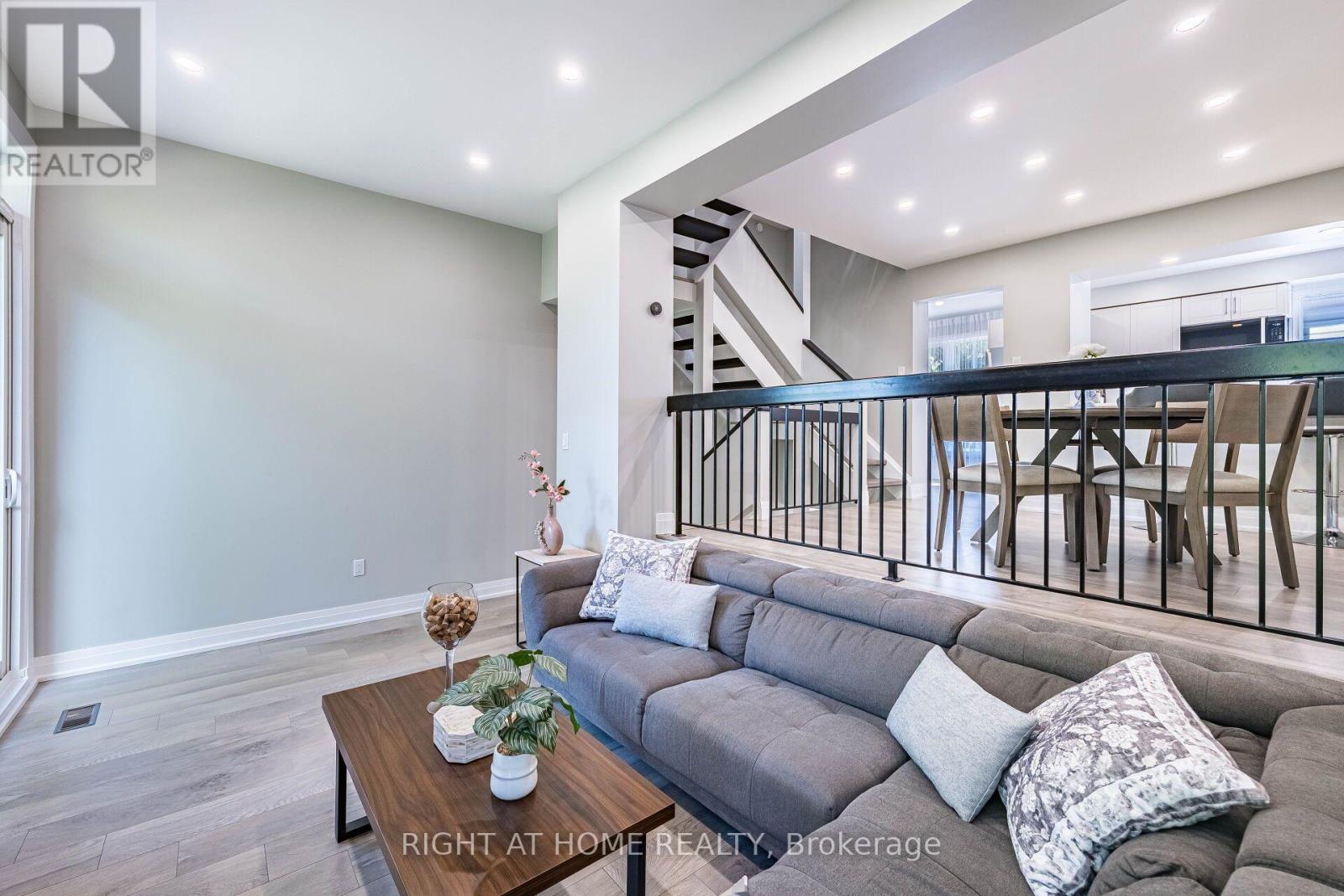 8 - 24 Reid Drive, Mississauga, Ontario  L5M 2A6 - Photo 7 - W13760212