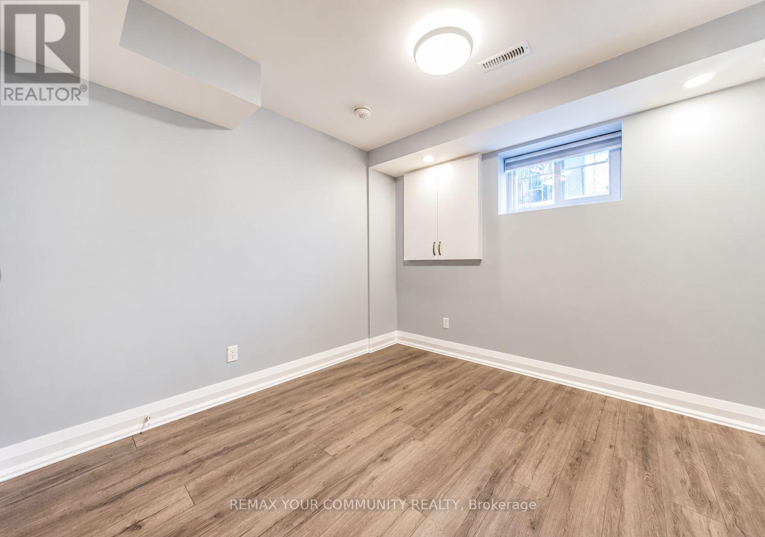 Lower - 24 Sombrero Court, Toronto, Ontario  M9L 2M6 - Photo 16 - W13760232