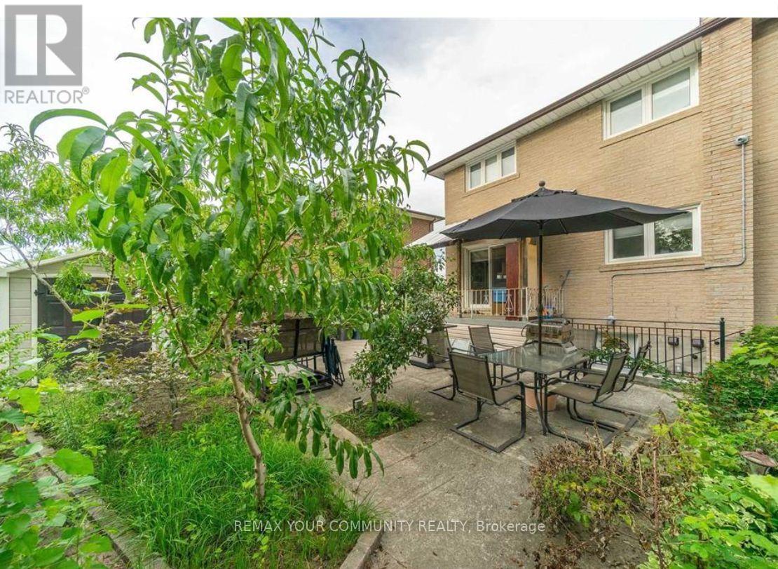 Lower - 24 Sombrero Court, Toronto, Ontario  M9L 2M6 - Photo 23 - W13760232