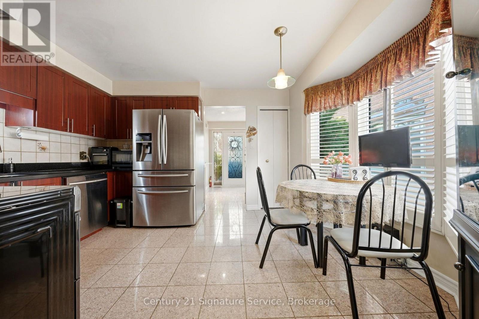 4265 Tea Garden Circle, Mississauga, Ontario  L5B 2Z1 - Photo 13 - W13760240