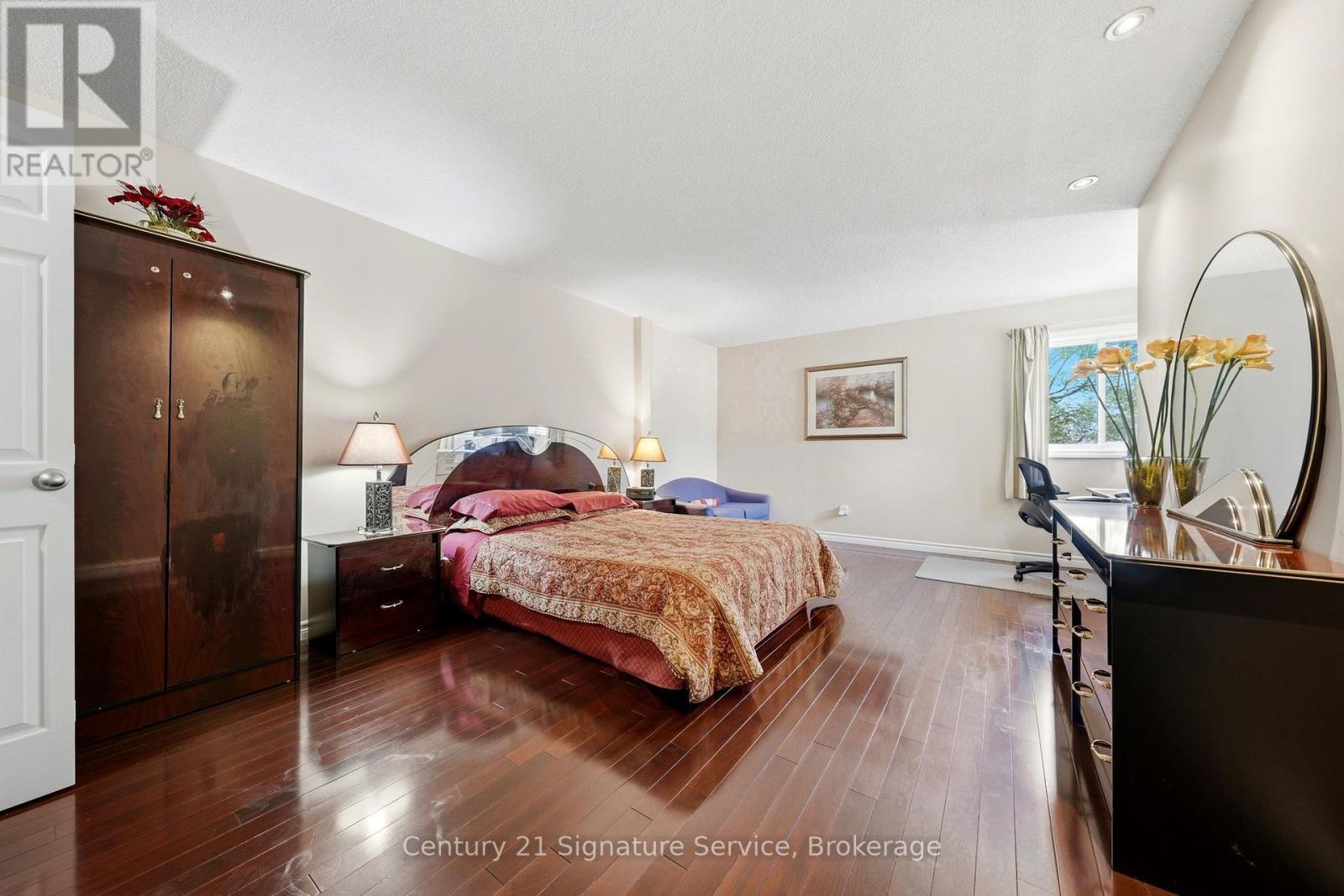 4265 Tea Garden Circle, Mississauga, Ontario  L5B 2Z1 - Photo 18 - W13760240