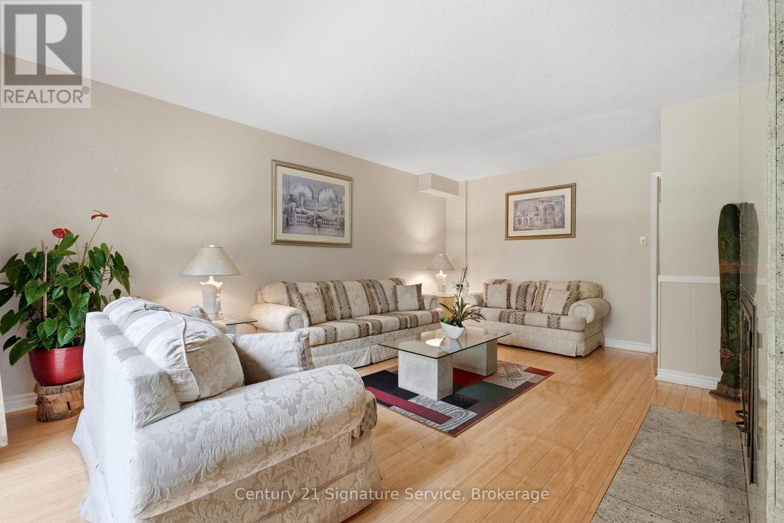 4265 Tea Garden Circle, Mississauga, Ontario  L5B 2Z1 - Photo 9 - W13760240
