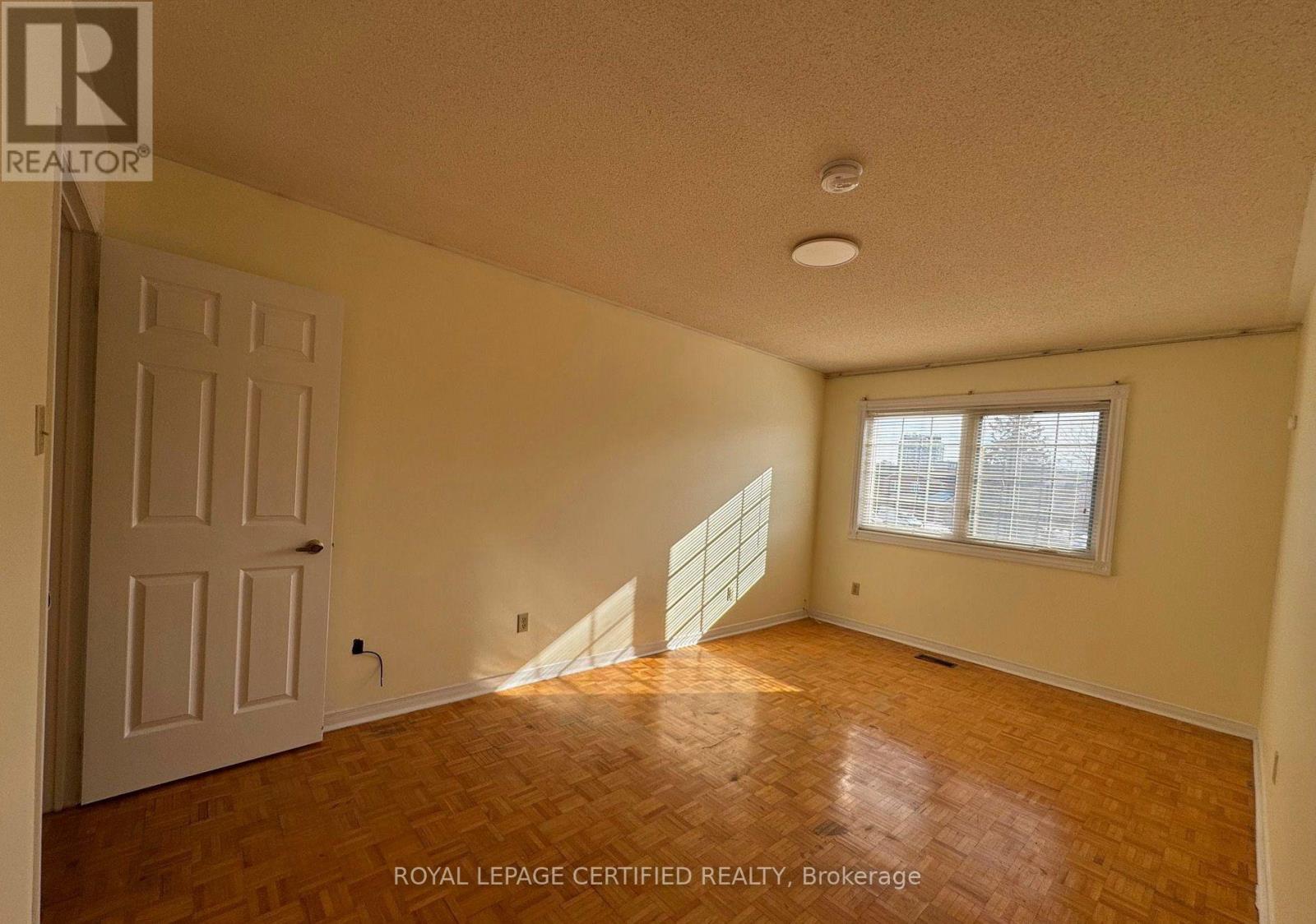 2nd Floor - 2 Kingsplate Crescent, Toronto, Ontario  M9W 6X6 - Photo 3 - W13760292