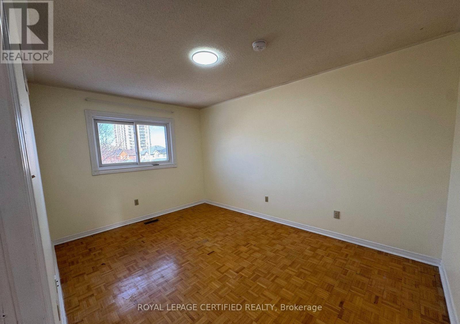 2nd Floor - 2 Kingsplate Crescent, Toronto, Ontario  M9W 6X6 - Photo 4 - W13760292