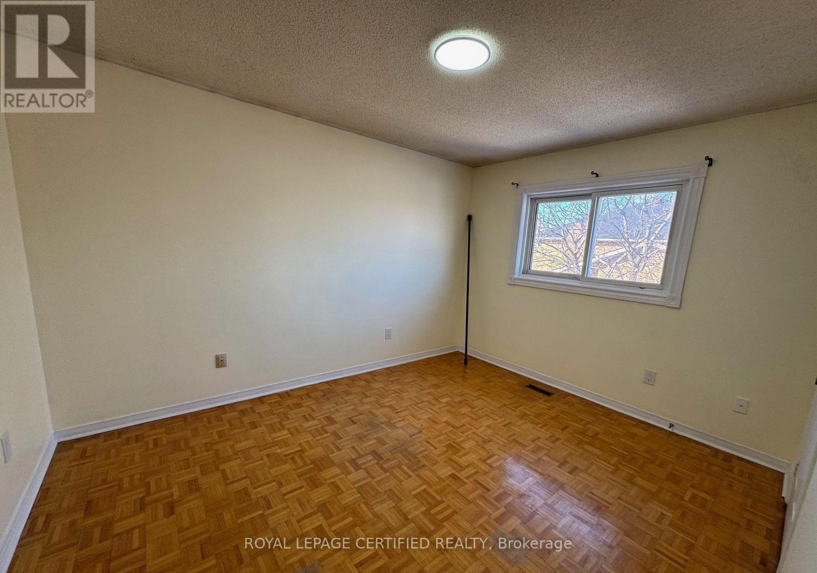 2nd Floor - 2 Kingsplate Crescent, Toronto, Ontario  M9W 6X6 - Photo 5 - W13760292