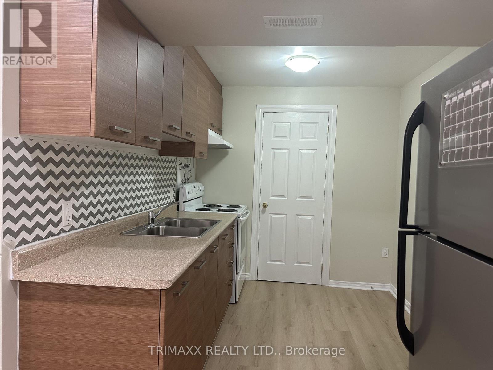 Bsmt - 93 Jeffcoat Drive, Toronto, Ontario  M9W 3B9 - Photo 4 - W13760298