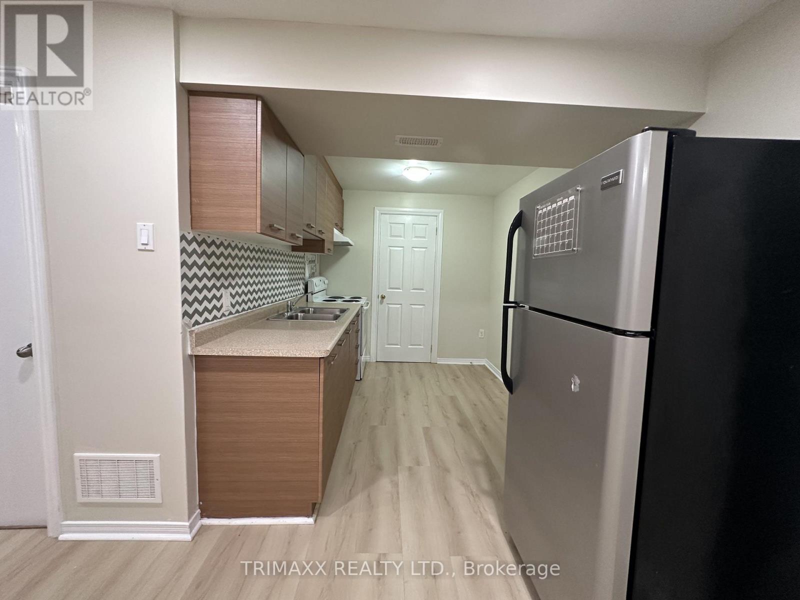 Bsmt - 93 Jeffcoat Drive, Toronto, Ontario  M9W 3B9 - Photo 6 - W13760298