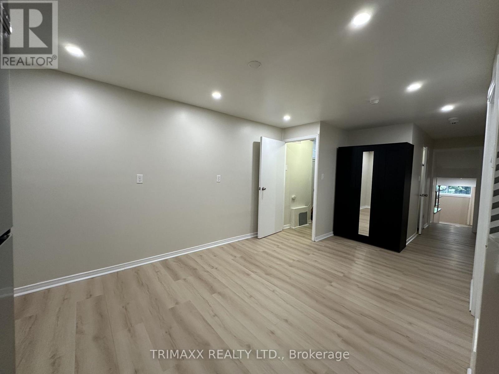 Bsmt - 93 Jeffcoat Drive, Toronto, Ontario  M9W 3B9 - Photo 7 - W13760298