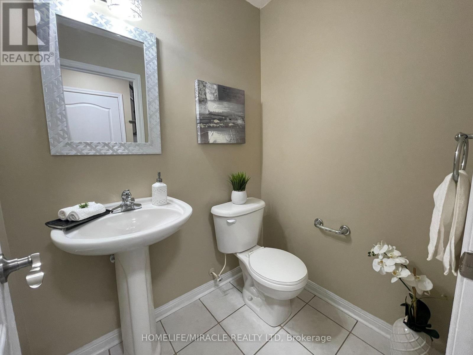 Upper - 34 Brunswick Street, Brampton, Ontario  L6X 4Y5 - Photo 10 - W13760436