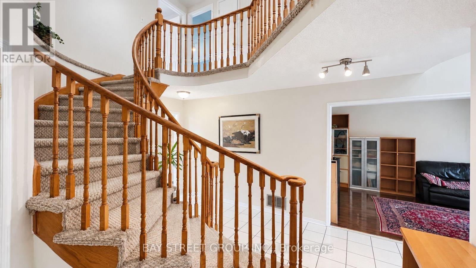 3095 Cascade Court, Mississauga, Ontario  L5L 5L9 - Photo 18 - W13760476