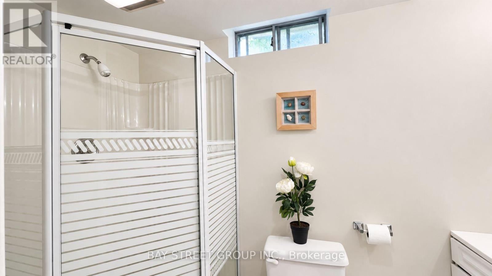 3095 Cascade Court, Mississauga, Ontario  L5L 5L9 - Photo 38 - W13760476