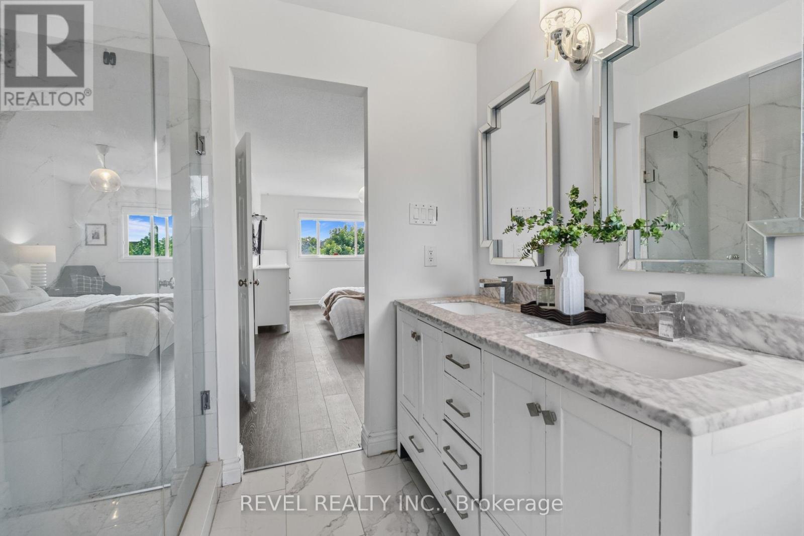 6624 Mockingbird Lane, Mississauga, Ontario  L5N 5K4 - Photo 21 - W13760526