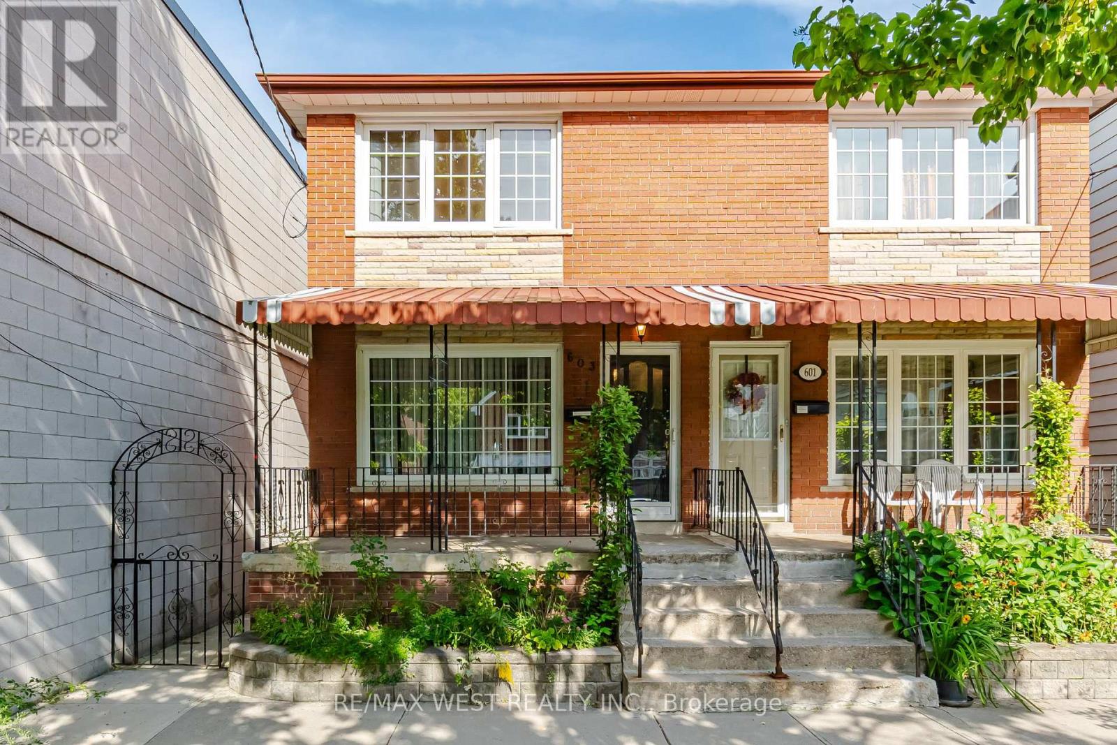603 Concord Avenue, Toronto, Ontario  M6H 2R2 - Photo 3 - W13760550