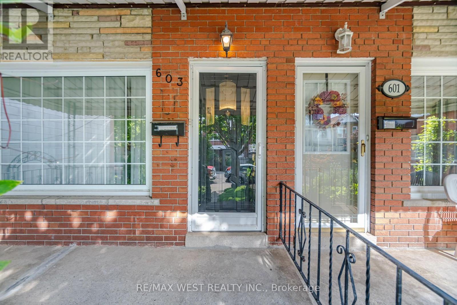 603 Concord Avenue, Toronto, Ontario  M6H 2R2 - Photo 5 - W13760550
