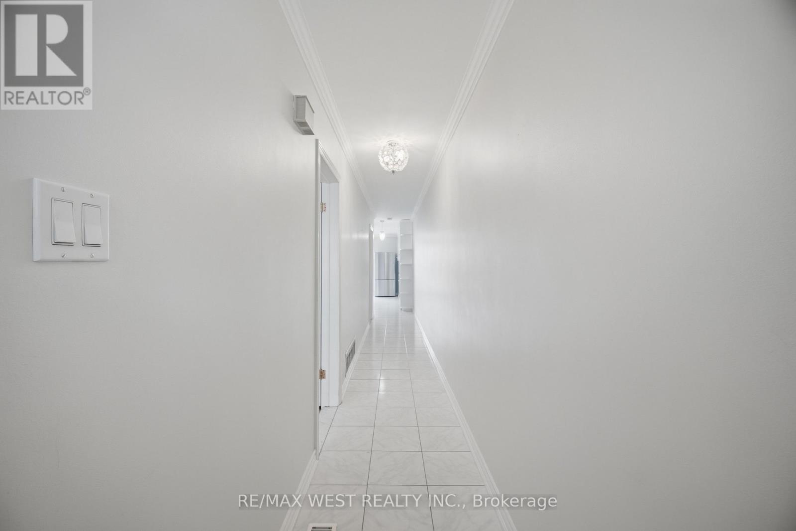 603 Concord Avenue, Toronto, Ontario  M6H 2R2 - Photo 6 - W13760550