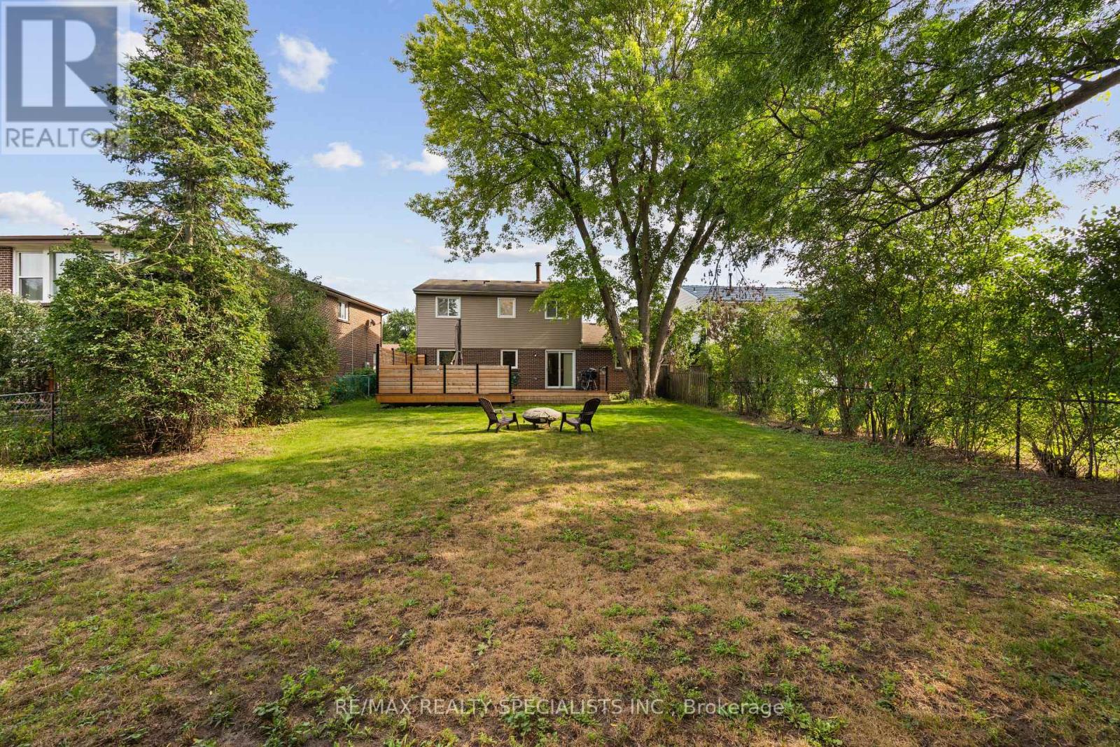 10 Lorraine Crescent, Brampton, Ontario  L6S 2R7 - Photo 36 - W13760570