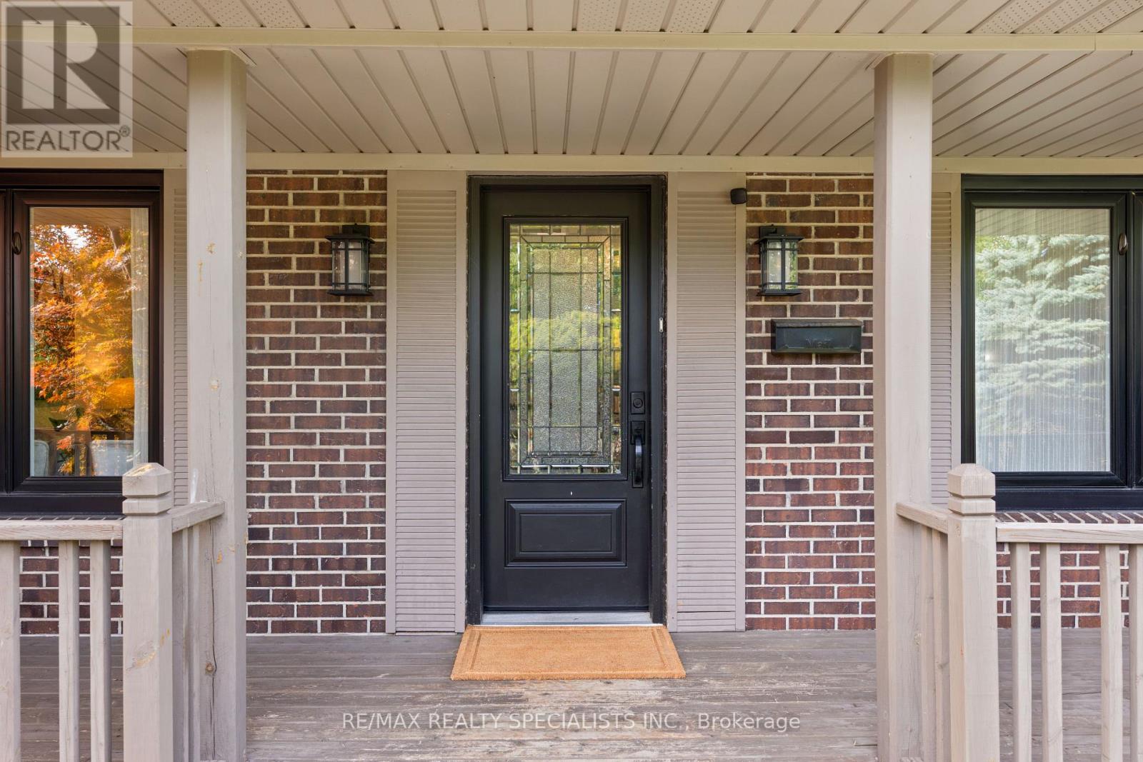 10 Lorraine Crescent, Brampton, Ontario  L6S 2R7 - Photo 6 - W13760570