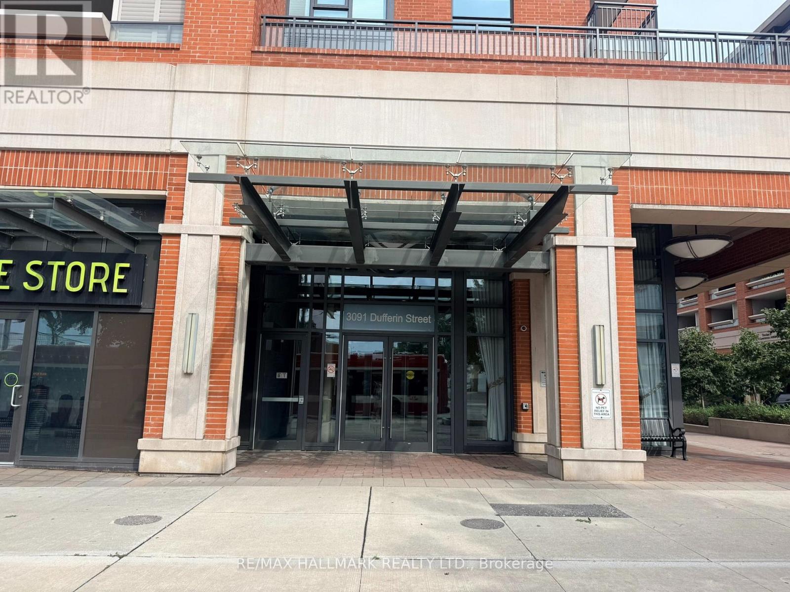 208 - 3091 DUFFERIN STREET, Toronto, Ontario