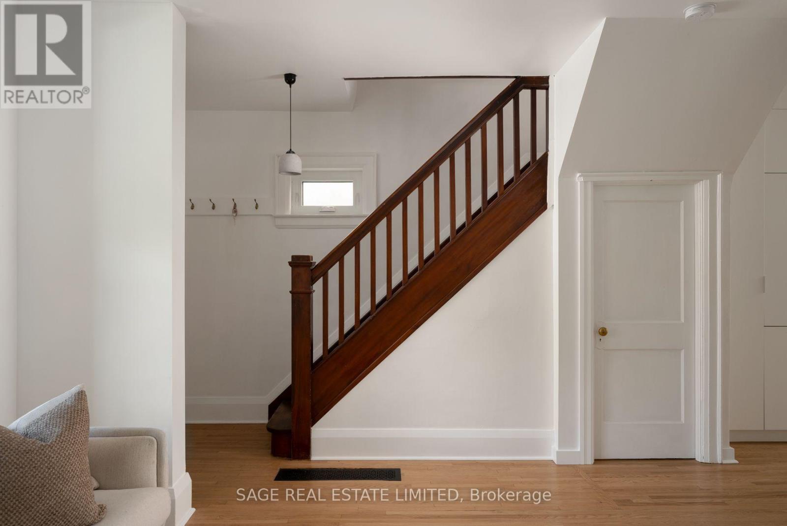 31 Russett Avenue, Toronto, Ontario  M6H 3M4 - Photo 17 - W13760586