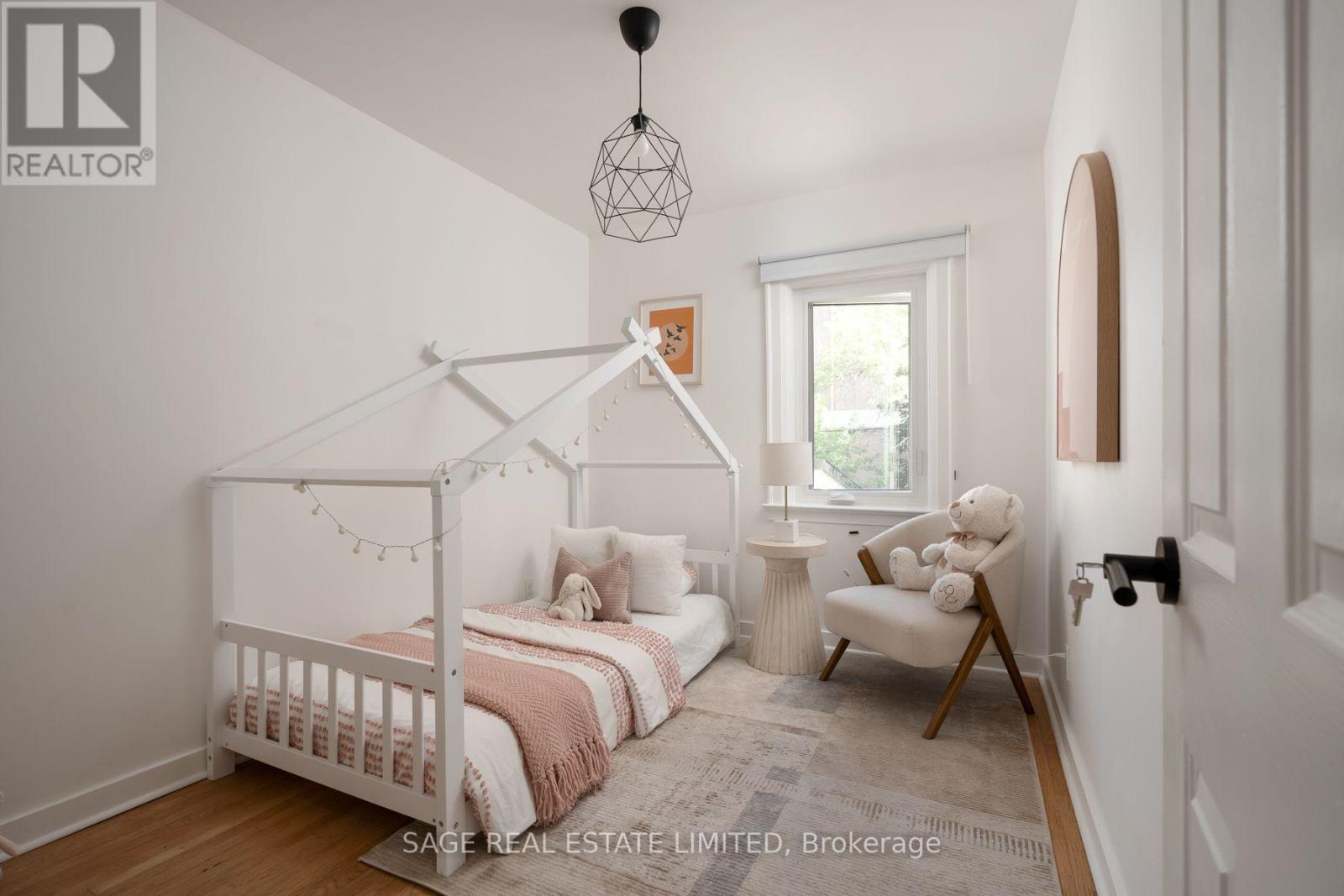 31 Russett Avenue, Toronto, Ontario  M6H 3M4 - Photo 26 - W13760586