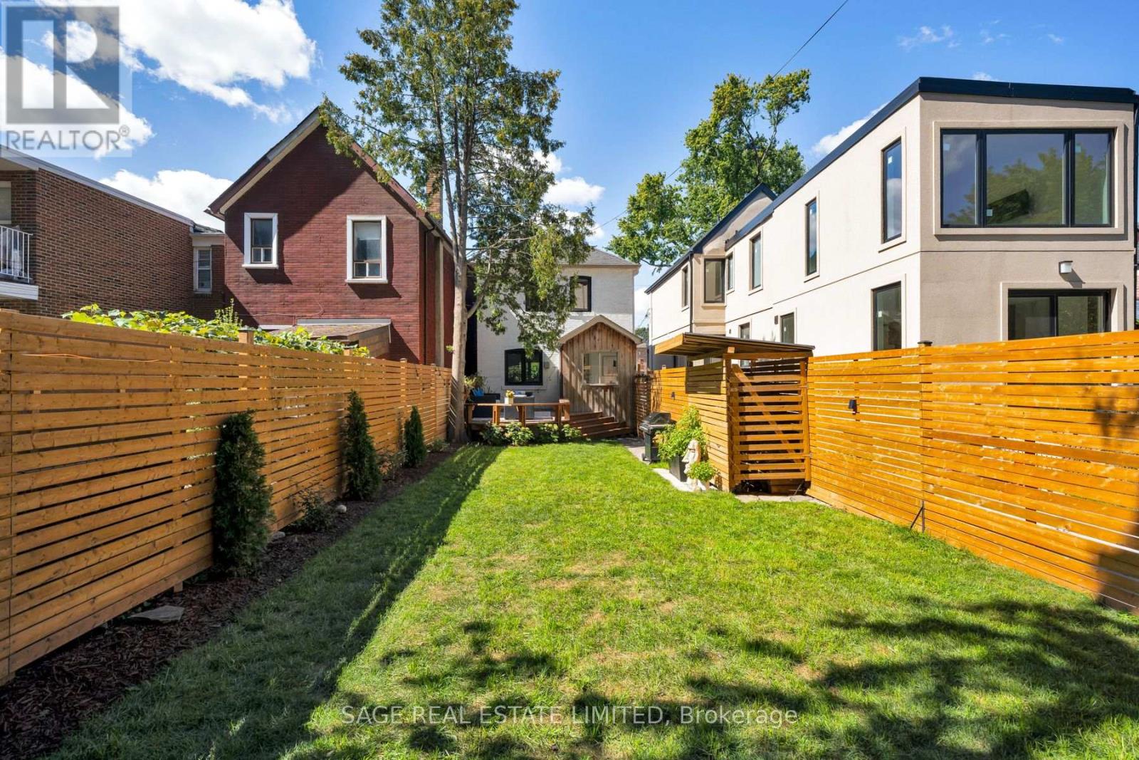 31 Russett Avenue, Toronto, Ontario  M6H 3M4 - Photo 36 - W13760586