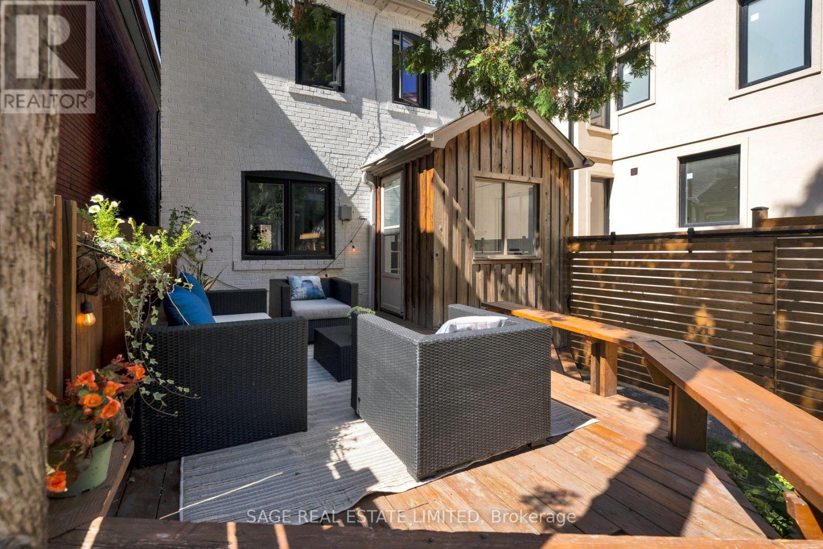 31 Russett Avenue, Toronto, Ontario  M6H 3M4 - Photo 38 - W13760586