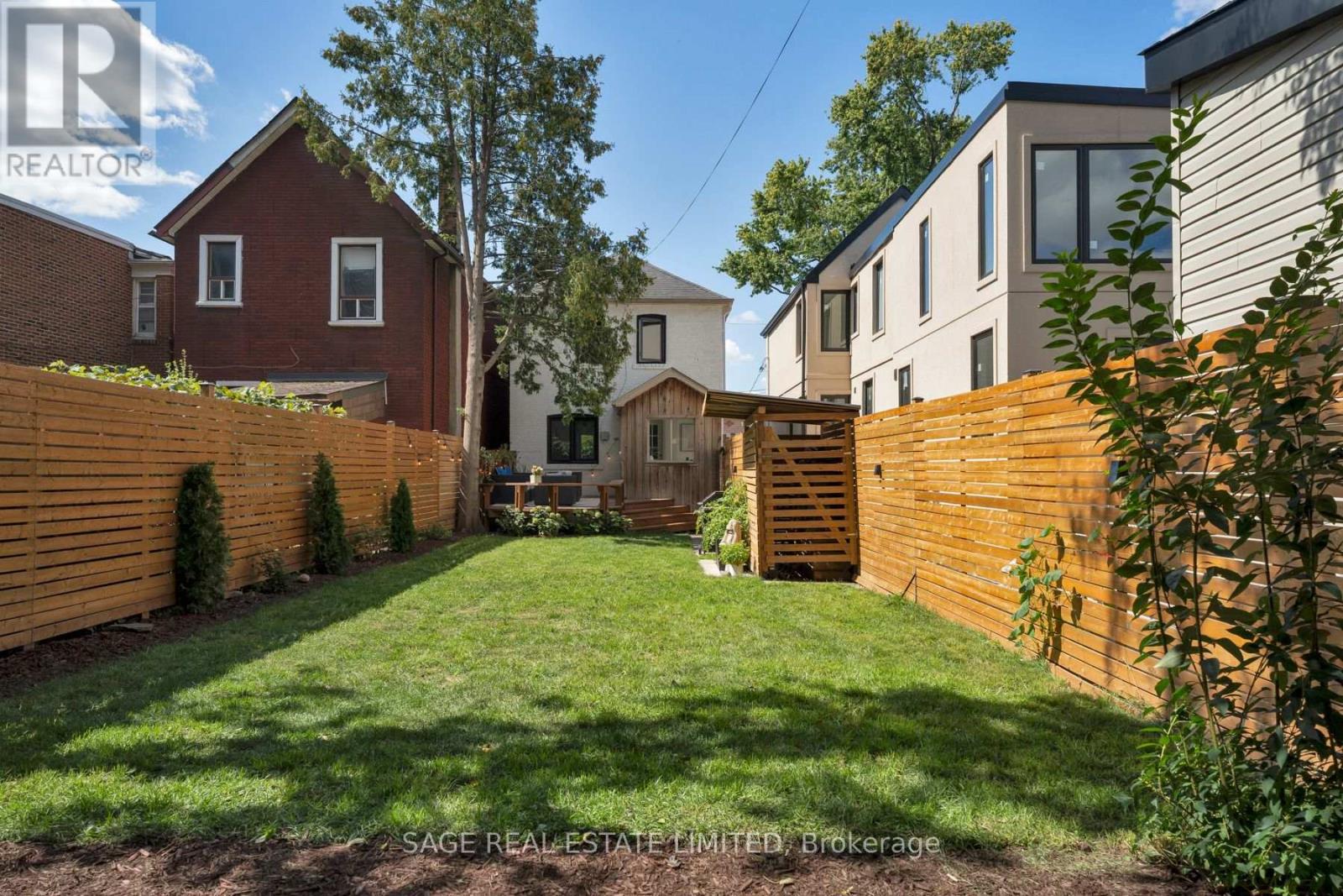 31 Russett Avenue, Toronto, Ontario  M6H 3M4 - Photo 45 - W13760586