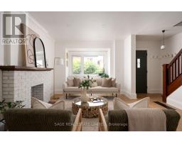 31 RUSSETT AVENUE, Toronto, Ontario