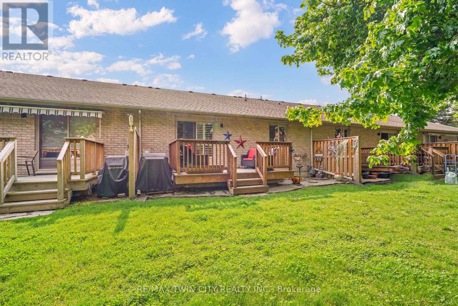 9 - 24 Griffiths Drive, Brant, Ontario  N3L 4C5 - Photo 35 - X13760338