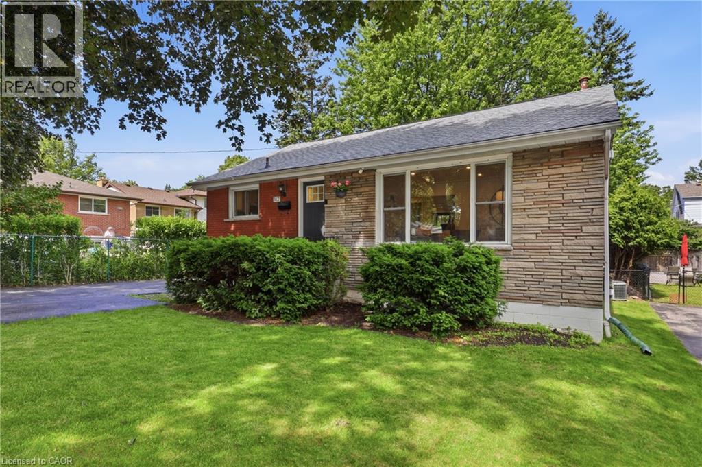 312 Upper Paradise Road, Hamilton, Ontario  L9C 5C4 - Photo 2 - 40861336
