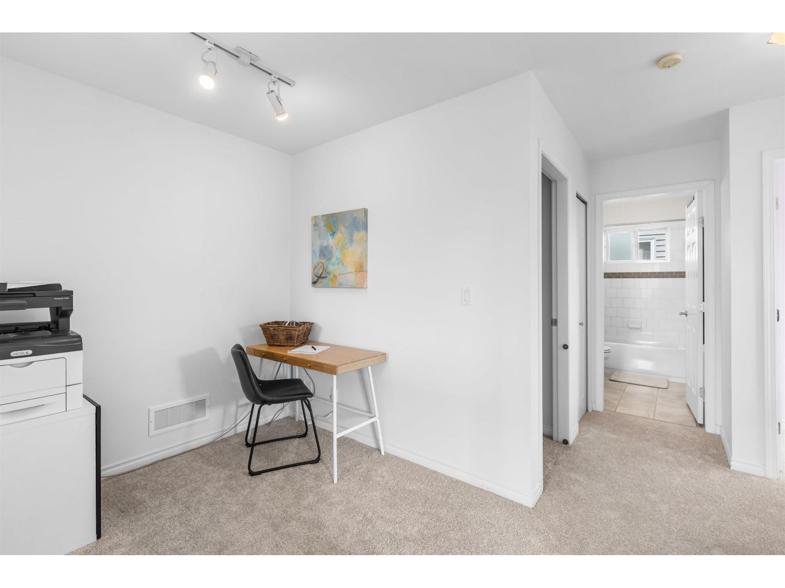 6609 205 Street, Langley, British Columbia  V2Y 2X8 - Photo 16 - R3162810