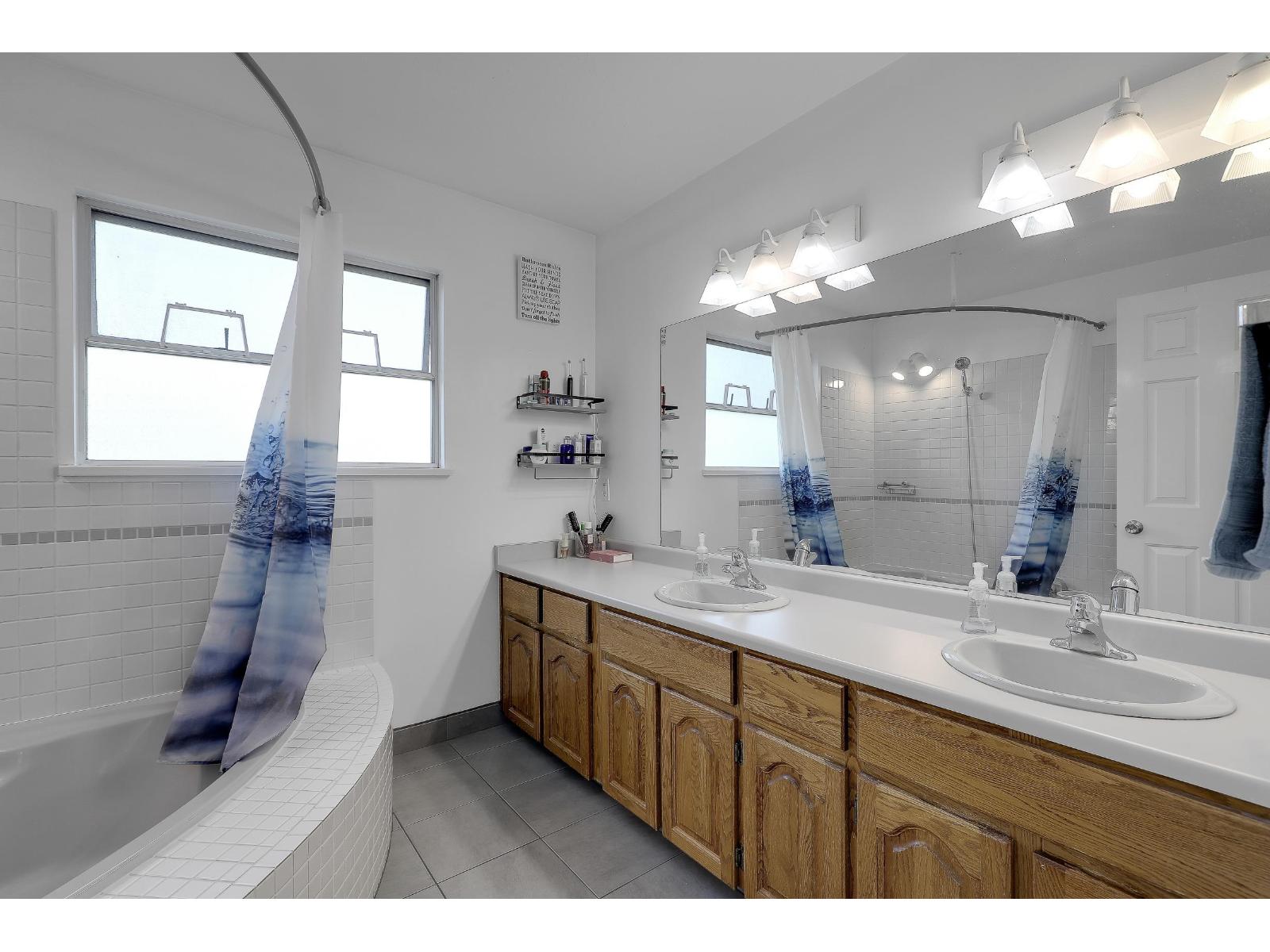 8182 140b Street, Surrey, British Columbia  V3W 8X3 - Photo 22 - R3162552