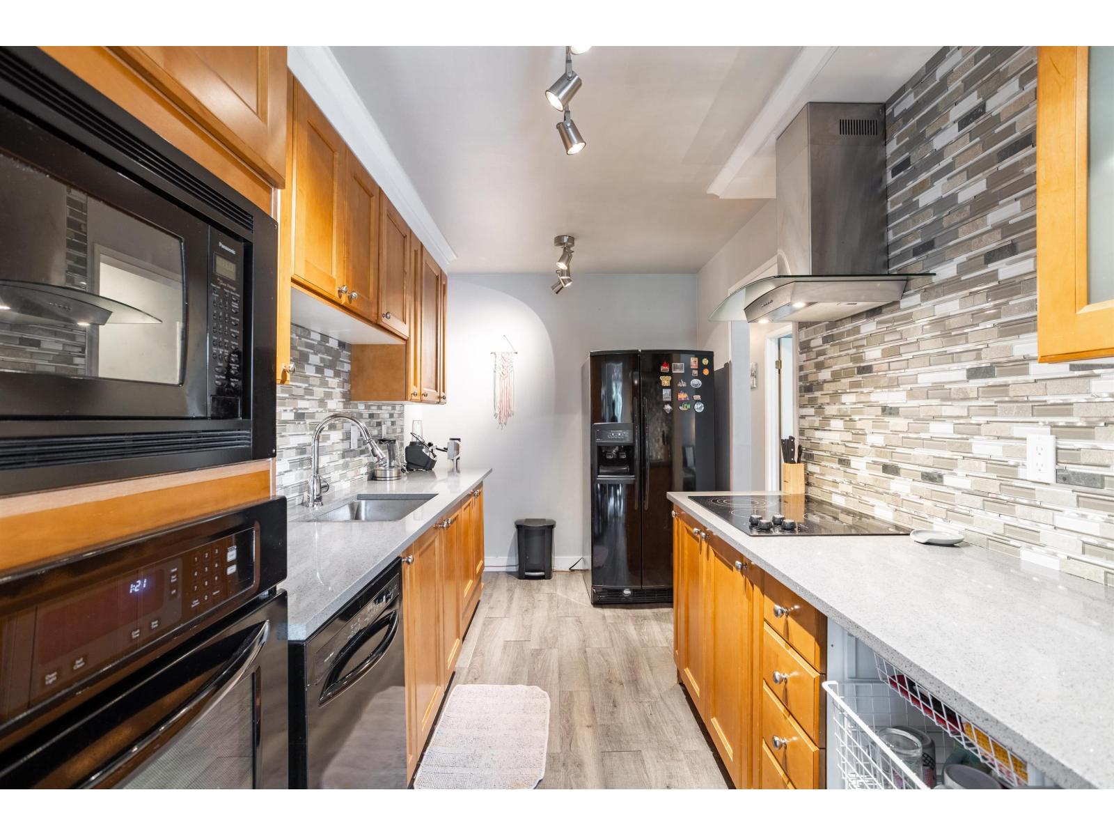 210 5191 203 Street, Langley, British Columbia  V3A 1V6 - Photo 6 - R3162716