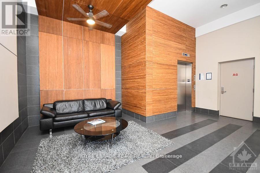 1014 Bank Street, Ottawa, Ontario  K1S 3W8 - Photo 3 - X13760668