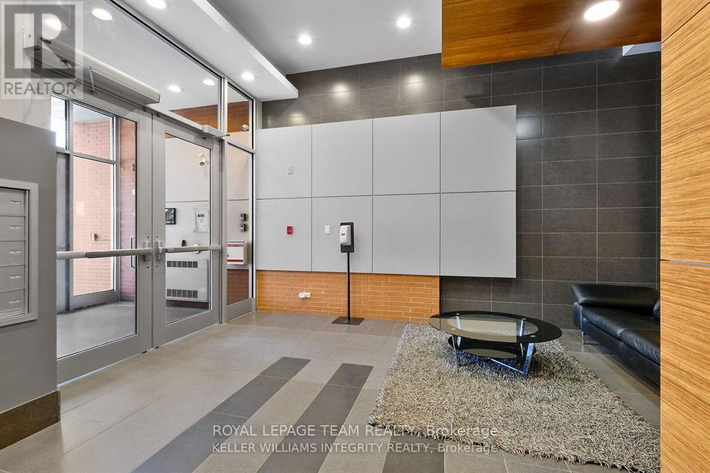 1014 Bank Street, Ottawa, Ontario  K1S 3W8 - Photo 4 - X13760668