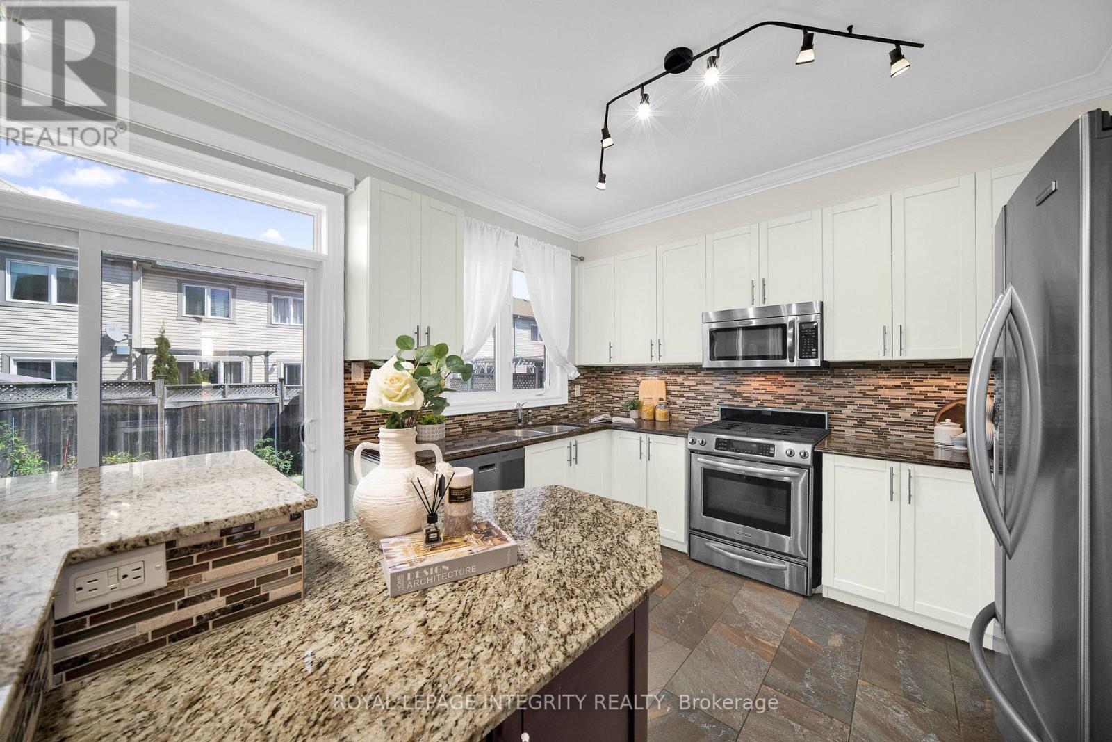 3009 Freshwater Way, Ottawa, Ontario  K2J 5J8 - Photo 12 - X13760702