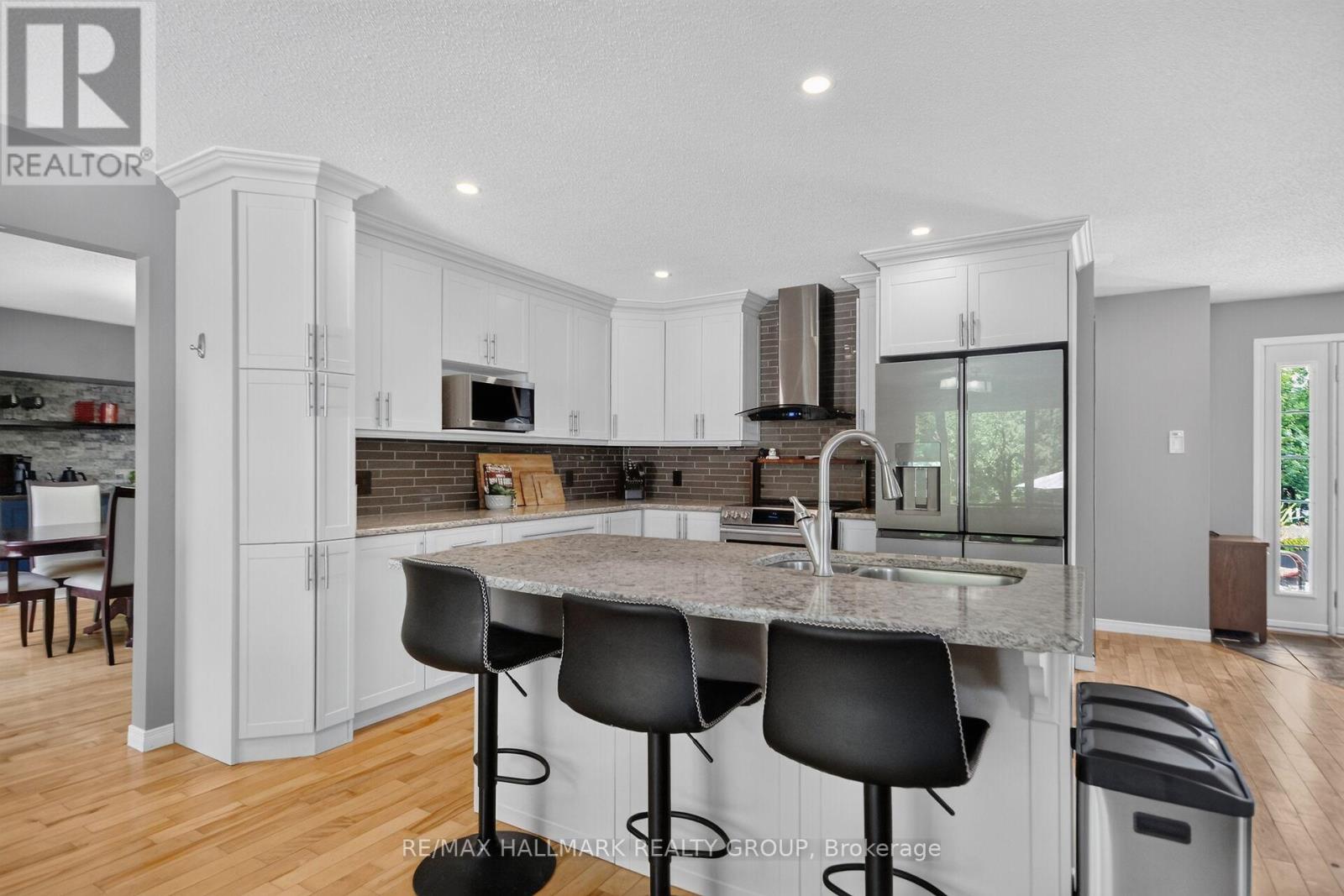 8251 Ranita Crescent, Ottawa, Ontario  K0A 2P0 - Photo 7 - X13760716