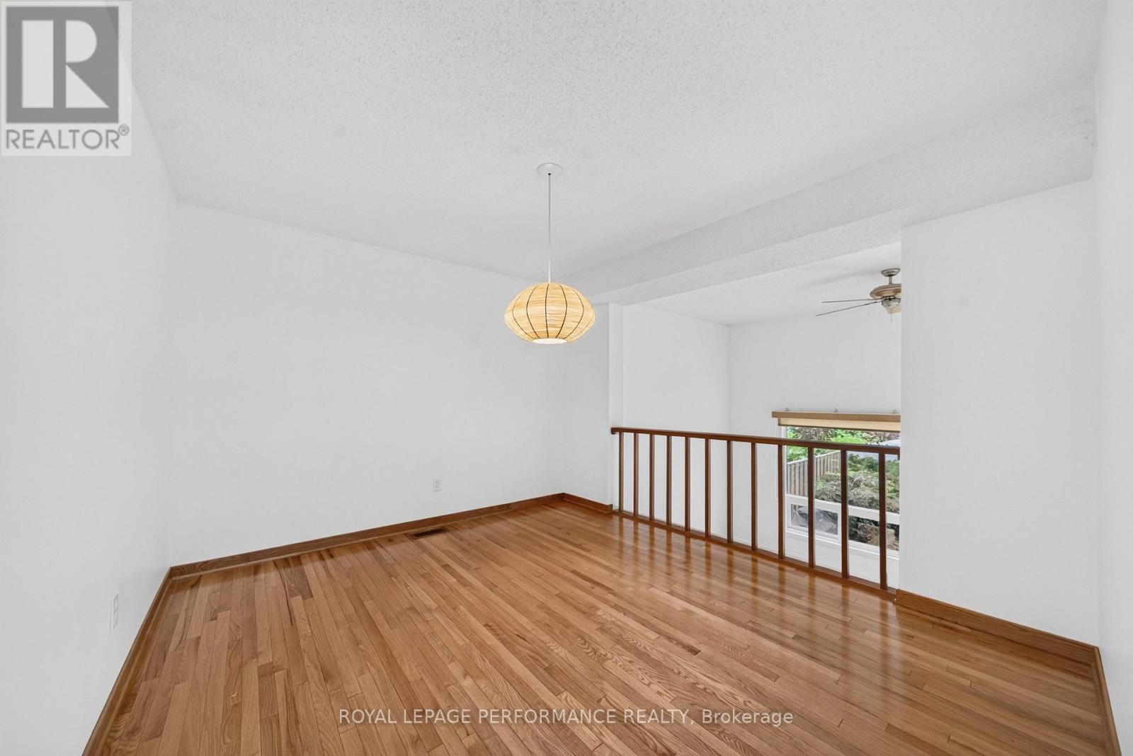 23 - 2 Bertona Street, Ottawa, Ontario  K2G 0W2 - Photo 11 - X13760756