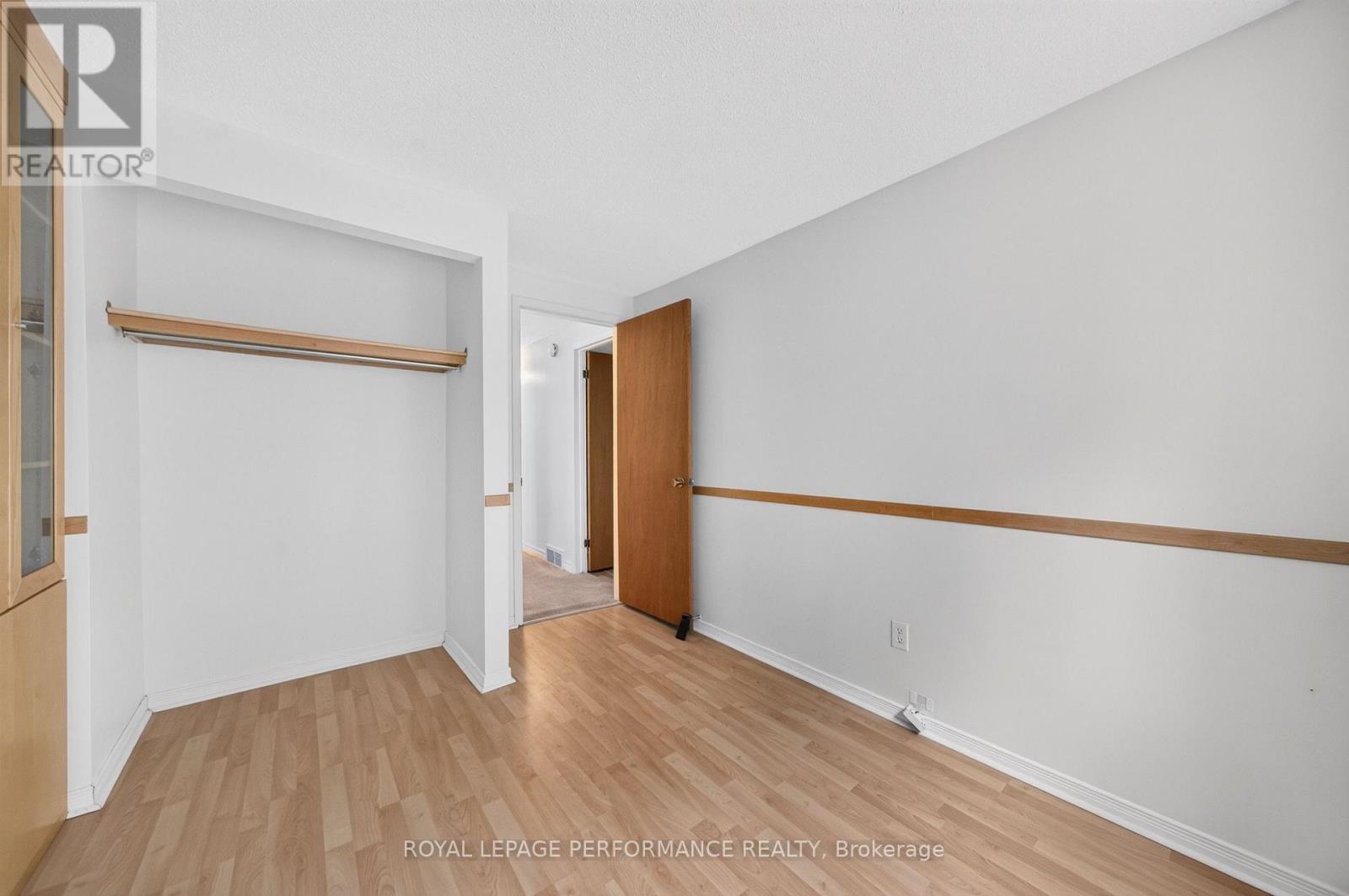 23 - 2 Bertona Street, Ottawa, Ontario  K2G 0W2 - Photo 28 - X13760756