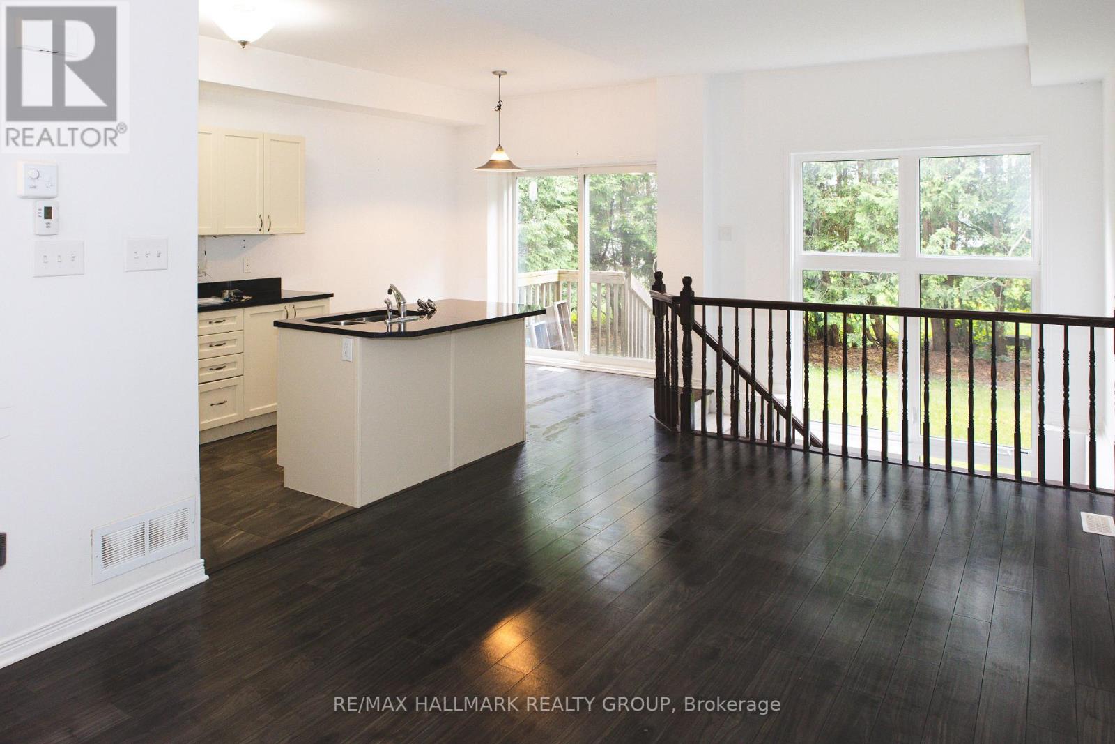 74 Dundalk Private, Ottawa, Ontario  K2J 0J5 - Photo 4 - X13760784