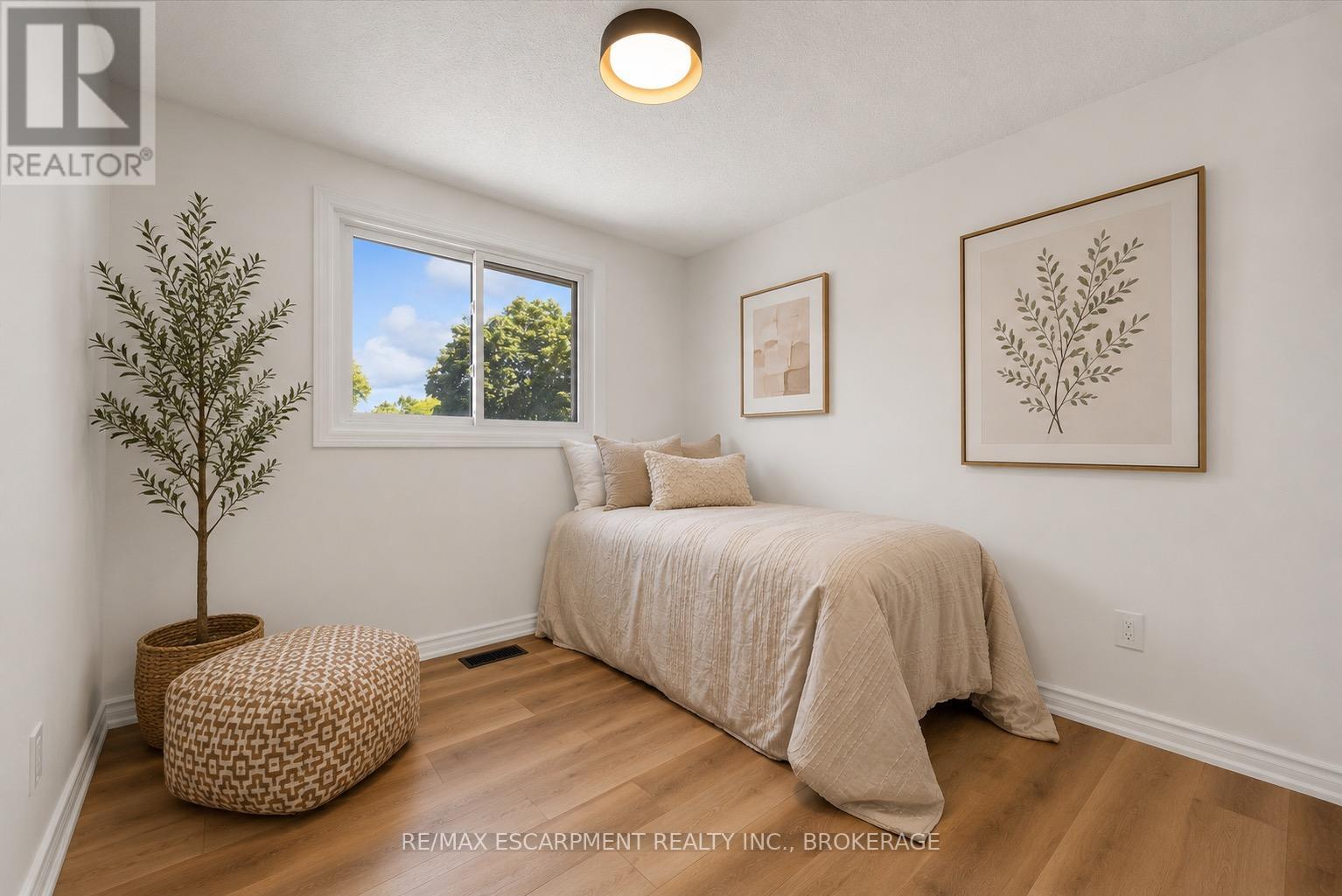49 Grove Avenue, St. Catharines, Ontario  L2P 1C9 - Photo 17 - X13760614
